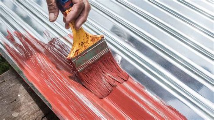 What kind of paint do you use on aluminum flashing